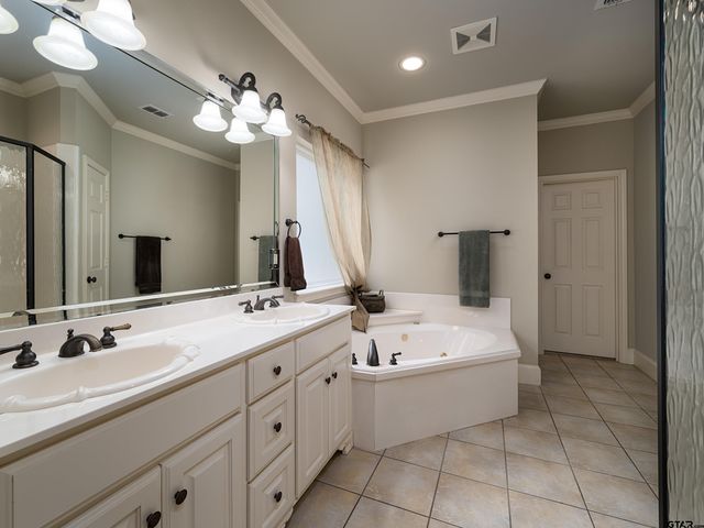 3950 Hanover Place, Tyler, TX 75701