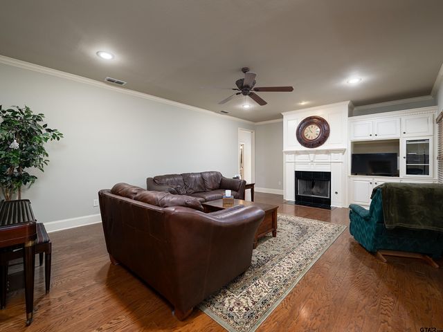 3950 Hanover Place, Tyler, TX 75701