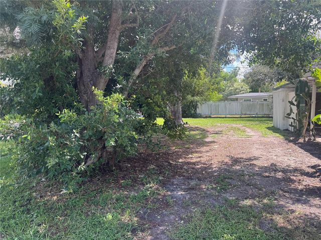 530 BRIARWOOD ROAD, Venice, FL 34293