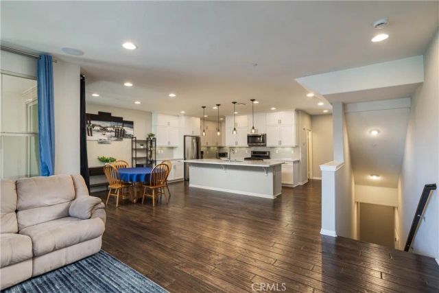 63 Origin, Irvine, CA 92618