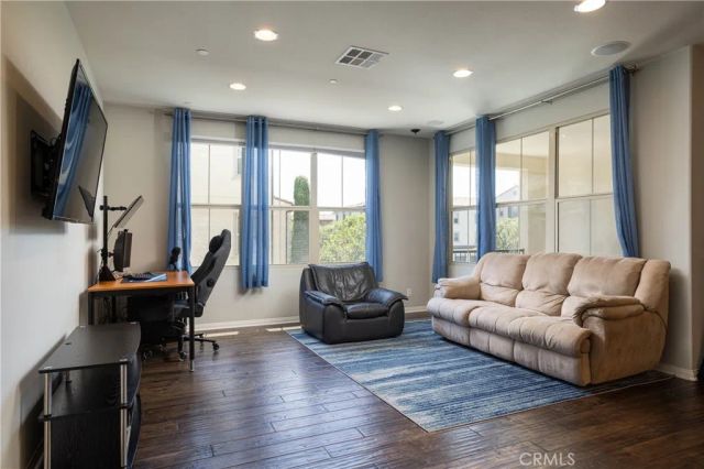 63 Origin, Irvine, CA 92618
