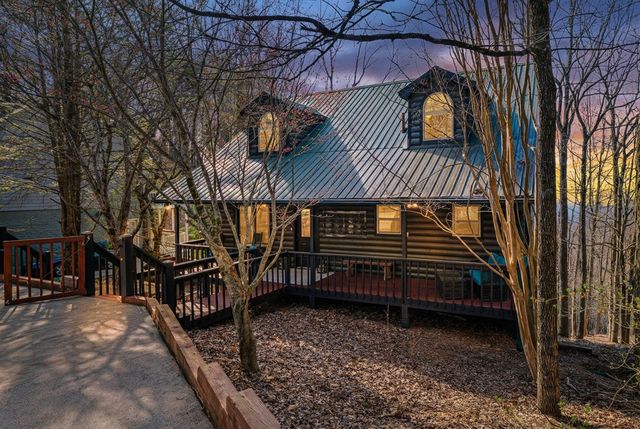 170 Walnut Ridge, Ellijay, GA 30536