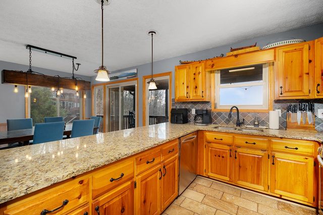 170 Walnut Ridge, Ellijay, GA 30536
