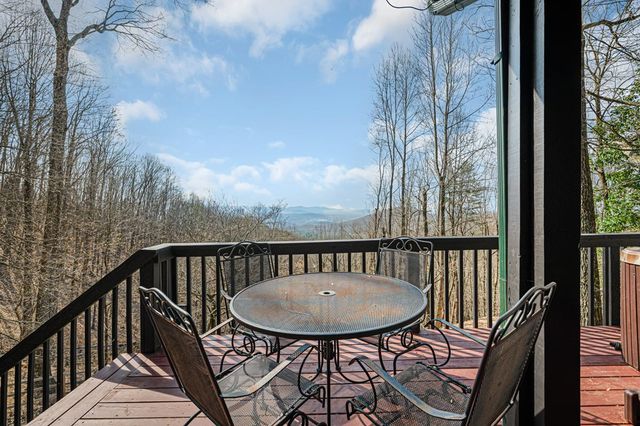 170 Walnut Ridge, Ellijay, GA 30536