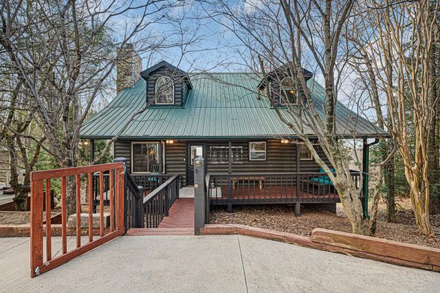 170 Walnut Ridge, Ellijay, GA 30536
