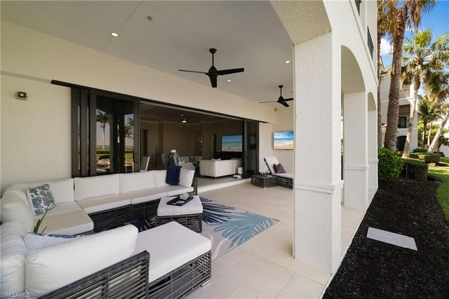 11022 Via Tuscany LN 101, Miromar Lakes, FL 33913