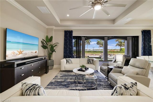 11022 Via Tuscany LN 101, Miromar Lakes, FL 33913