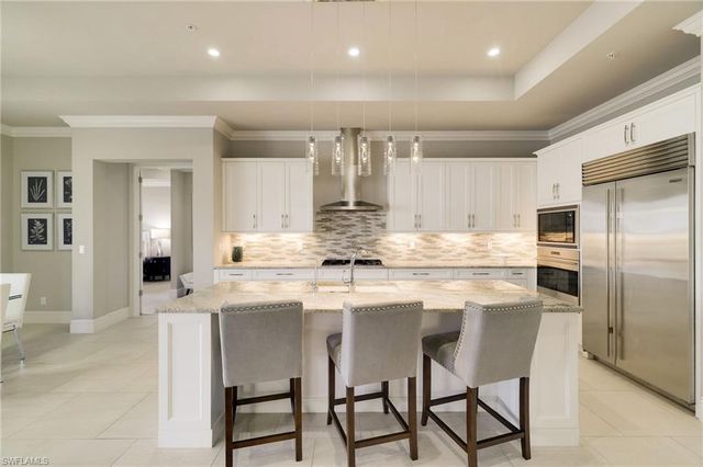 11022 Via Tuscany LN 101, Miromar Lakes, FL 33913