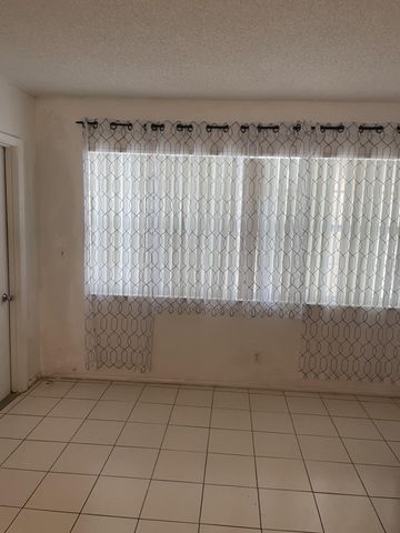 175 W Lake Carol Drive W 175, West Palm Beach, FL 33411