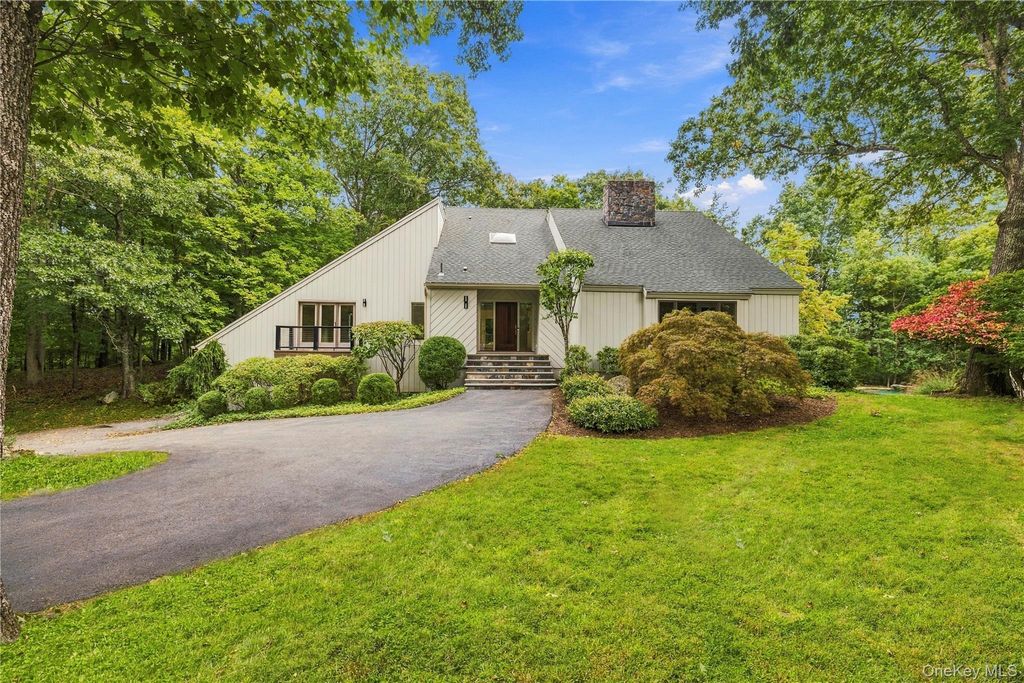 76 Pine Brook Road, Bedford, NY 10506 — photo 2