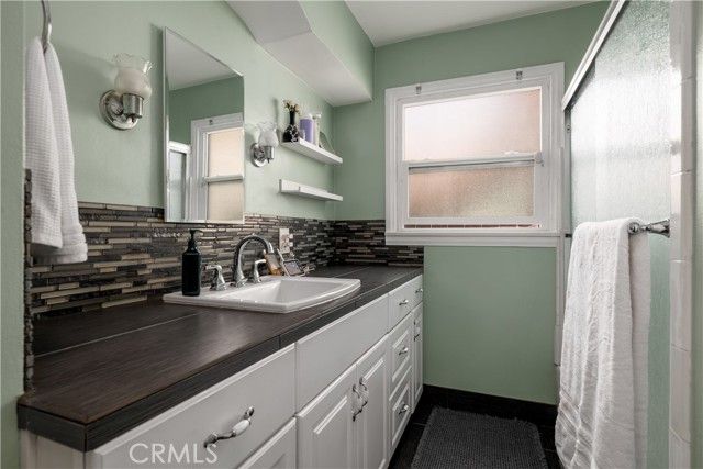 5922 N Vista, San Gabriel, CA 91775