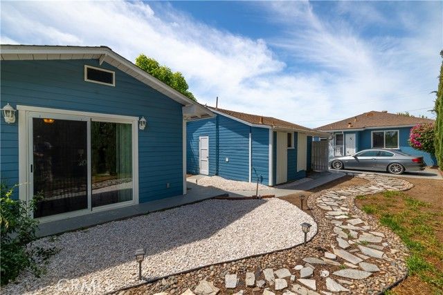 5922 N Vista, San Gabriel, CA 91775