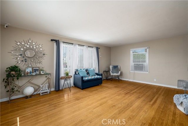 5922 N Vista, San Gabriel, CA 91775