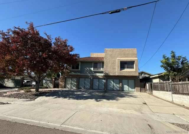 4666 Mission Ave 14, San Diego, CA 92116