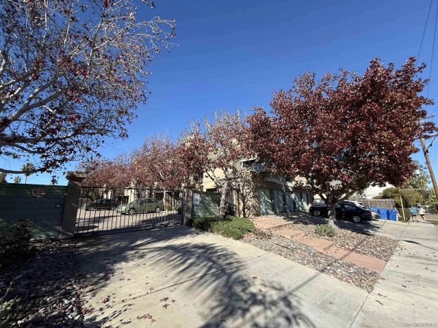 4666 Mission Ave 14, San Diego, CA 92116