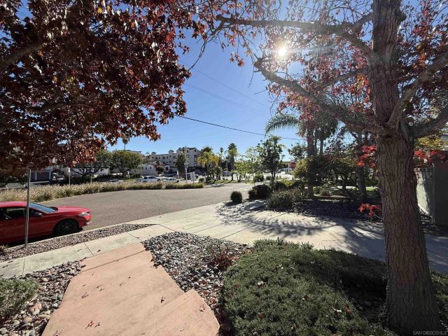 4666 Mission Ave 14, San Diego, CA 92116