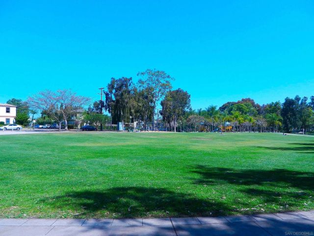 4666 Mission Ave 14, San Diego, CA 92116