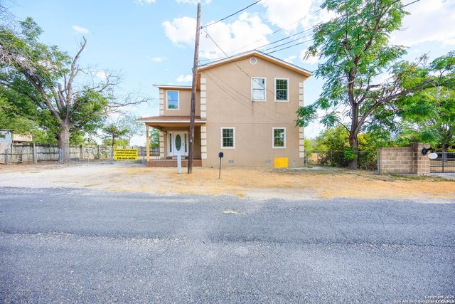 438 Cresthill, San Antonio, TX 78220