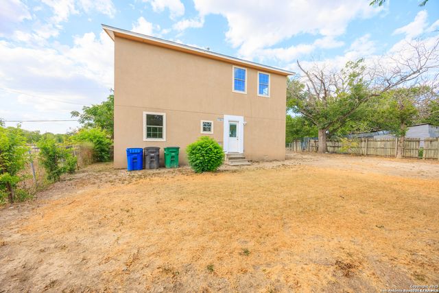438 Cresthill, San Antonio, TX 78220