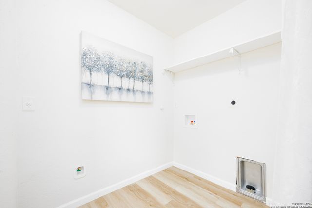 438 Cresthill, San Antonio, TX 78220