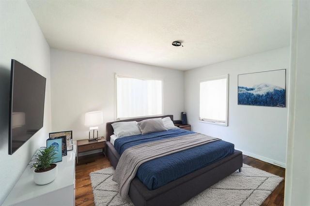 3109 E Maplewood, Wichita, KS 67214