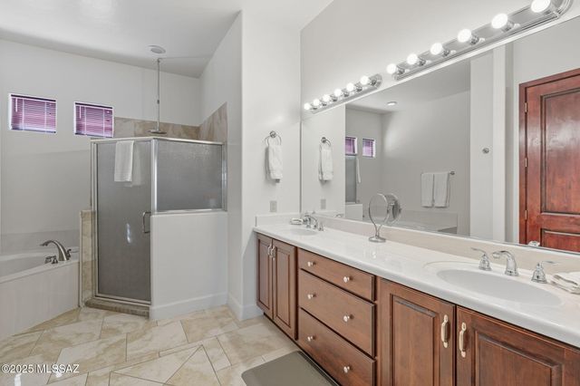 2630 W Calle Del Santo, Tucson, AZ 85741