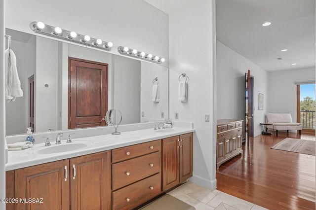 2630 W Calle Del Santo, Tucson, AZ 85741