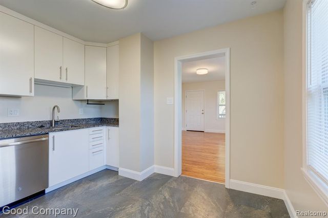 2742 Wolcott Street, Ferndale, MI 48220