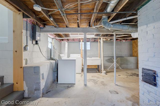 2742 Wolcott Street, Ferndale, MI 48220