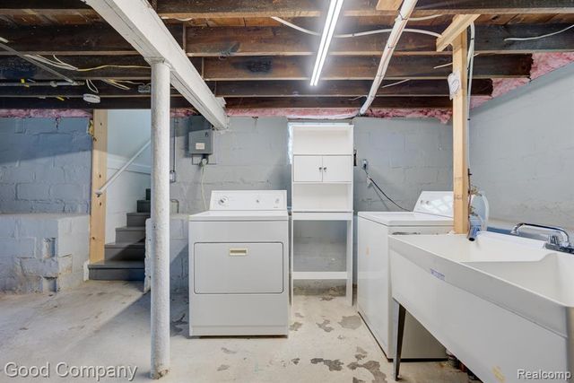 2742 Wolcott Street, Ferndale, MI 48220