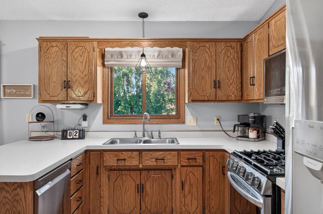 3511 W Mineral Pond Boulevard, Anoka, MN 55303