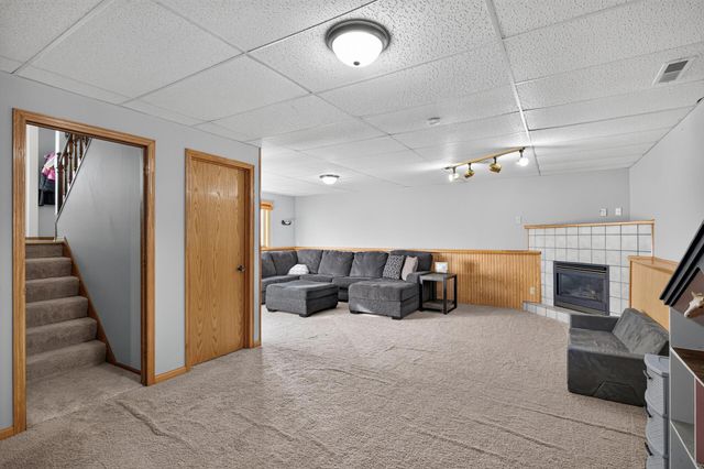 3511 W Mineral Pond Boulevard, Anoka, MN 55303
