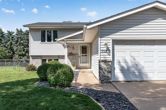 3511 W Mineral Pond Boulevard, Anoka, MN 55303