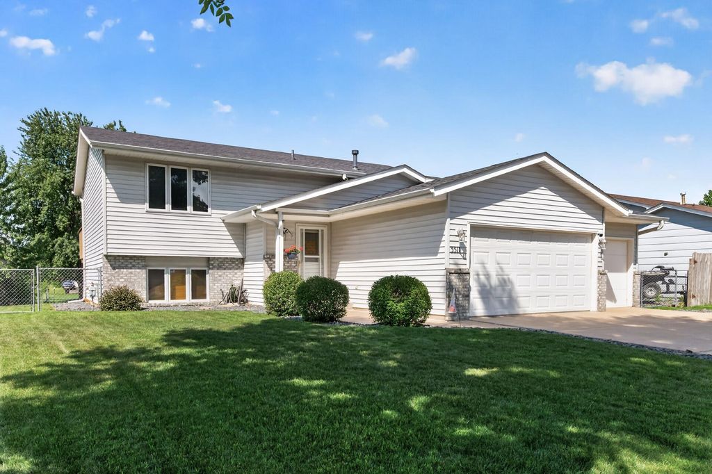 3511 W Mineral Pond Boulevard, Anoka, MN 55303 — photo 2