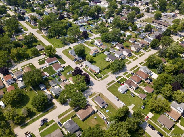 5990 Jackson Street, Taylor, MI 48180