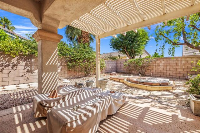 36426 Tallowood Drive, Palm Desert, CA 92211