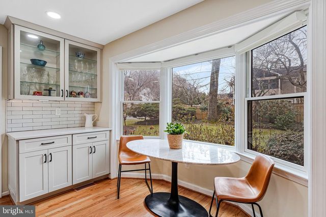 9501 BLYTHE DALE CT, Vienna, VA 22182