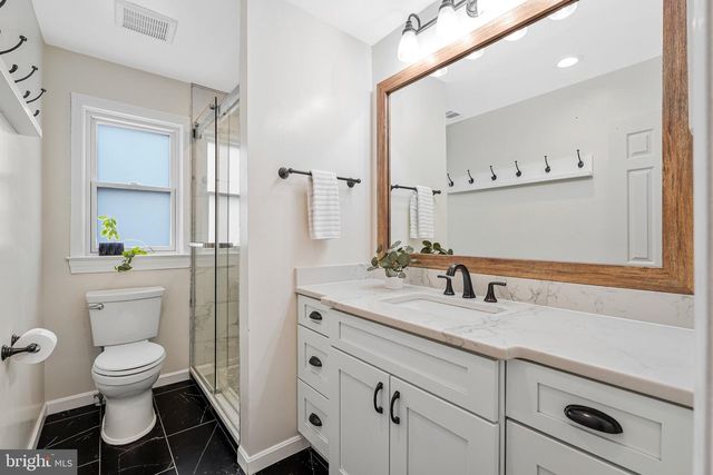 9501 BLYTHE DALE CT, Vienna, VA 22182