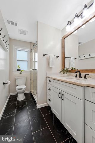 9501 BLYTHE DALE CT, Vienna, VA 22182