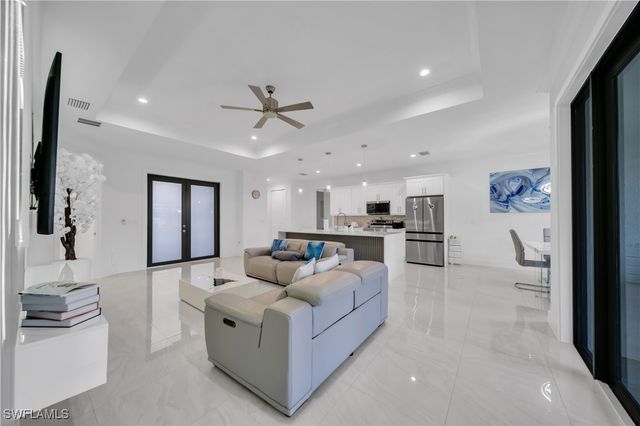 2451 10th AVE SE, Naples, FL 34117