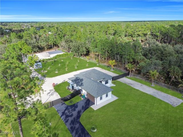 2451 10th AVE SE, Naples, FL 34117