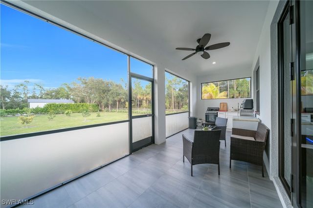 2451 10th AVE SE, Naples, FL 34117