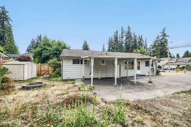 7525 200th St SW, Lynnwood, WA 98036