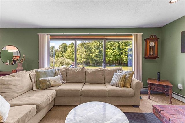 2206 Highgate Road, Swanton, VT 05488