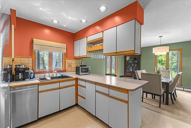 2206 Highgate Road, Swanton, VT 05488