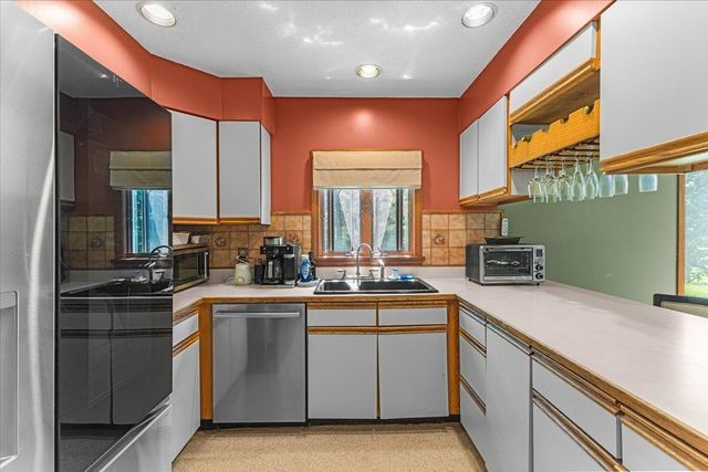 2206 Highgate Road, Swanton, VT 05488
