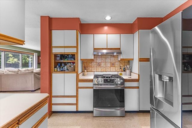 2206 Highgate Road, Swanton, VT 05488