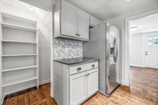 514 Drake Ave, Nashville, TN 37211