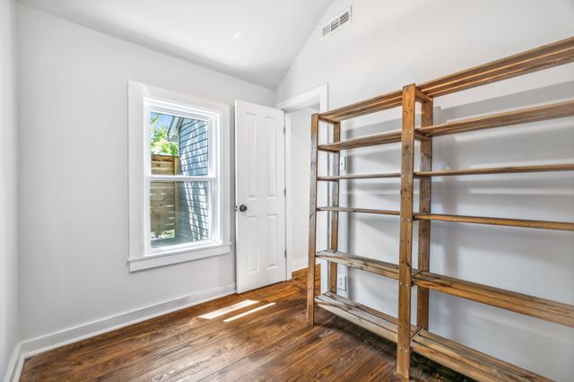 514 Drake Ave, Nashville, TN 37211