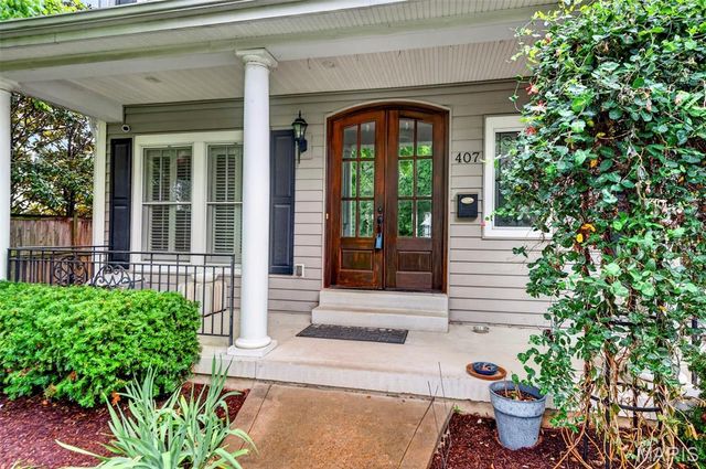 407 E Argonne Drive, Kirkwood, MO 63122